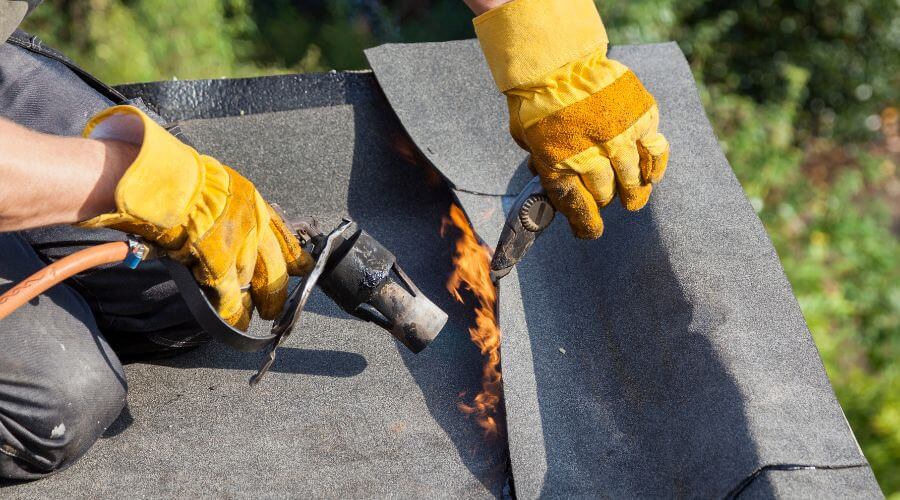 Professional residential roofers in Moosup, CT